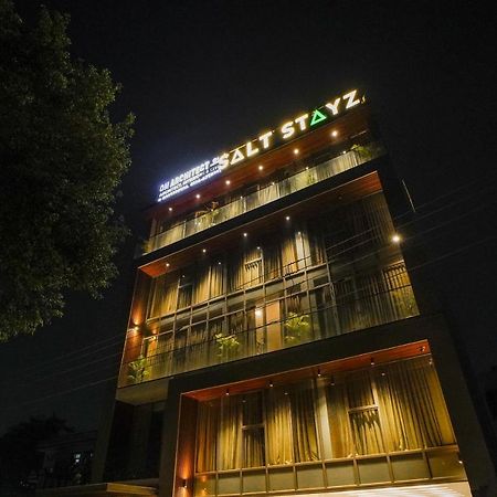 Saltstayz Grand Sky - Unitech Cyber Park Gurgaon Bagian luar foto
