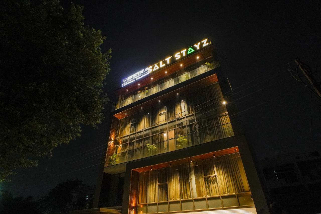 Saltstayz Grand Sky - Unitech Cyber Park Gurgaon Bagian luar foto